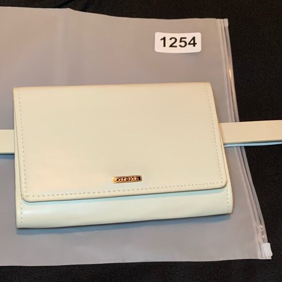 CALVIN KLEIN Belt Bag, Bone or Creamy White Color w/Gold Tone Metals, Small/Med. - Picture 14 of 14